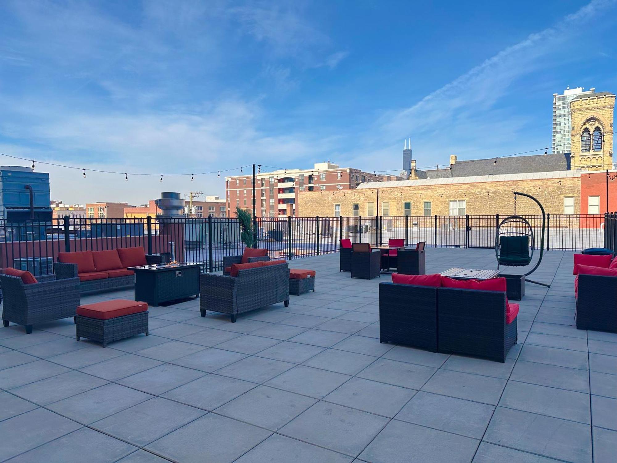 Bright 2Br Luxury Corner Suite With Optional Parking Sleeps 6 Guests Near Mccormick Place And Soldier Field Chicago Dış mekan fotoğraf