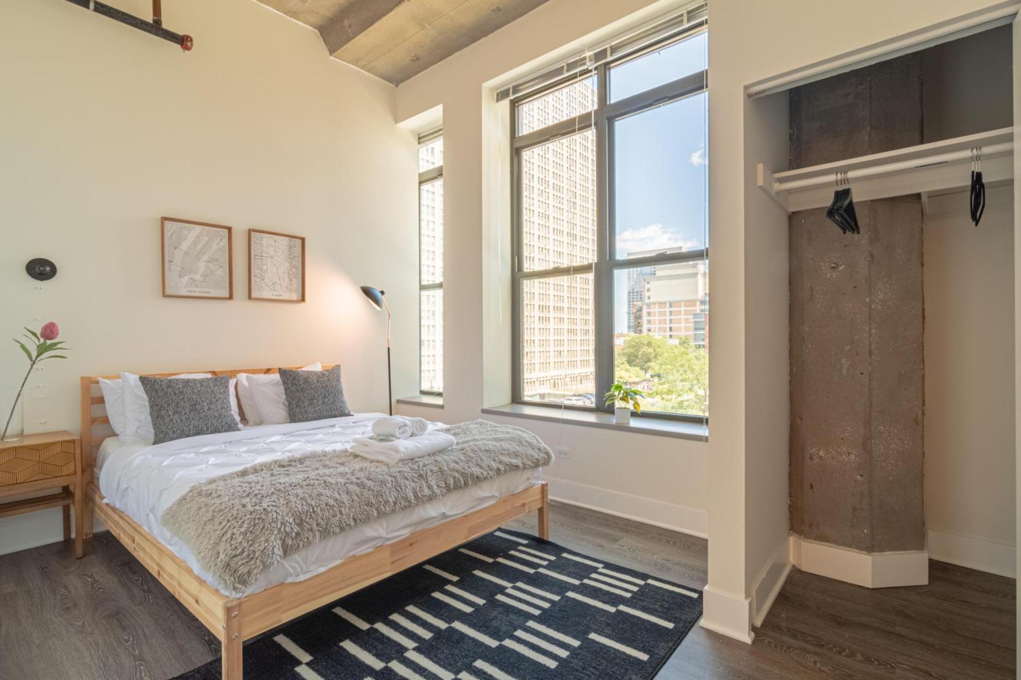 Bright 2Br Luxury Corner Suite With Optional Parking Sleeps 6 Guests Near Mccormick Place And Soldier Field Chicago Dış mekan fotoğraf